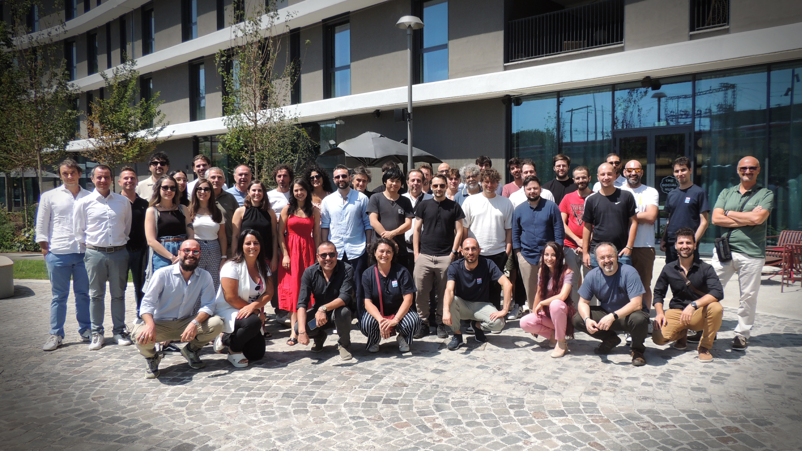 FRONTIERE RETREAT GRUPPO FUORI