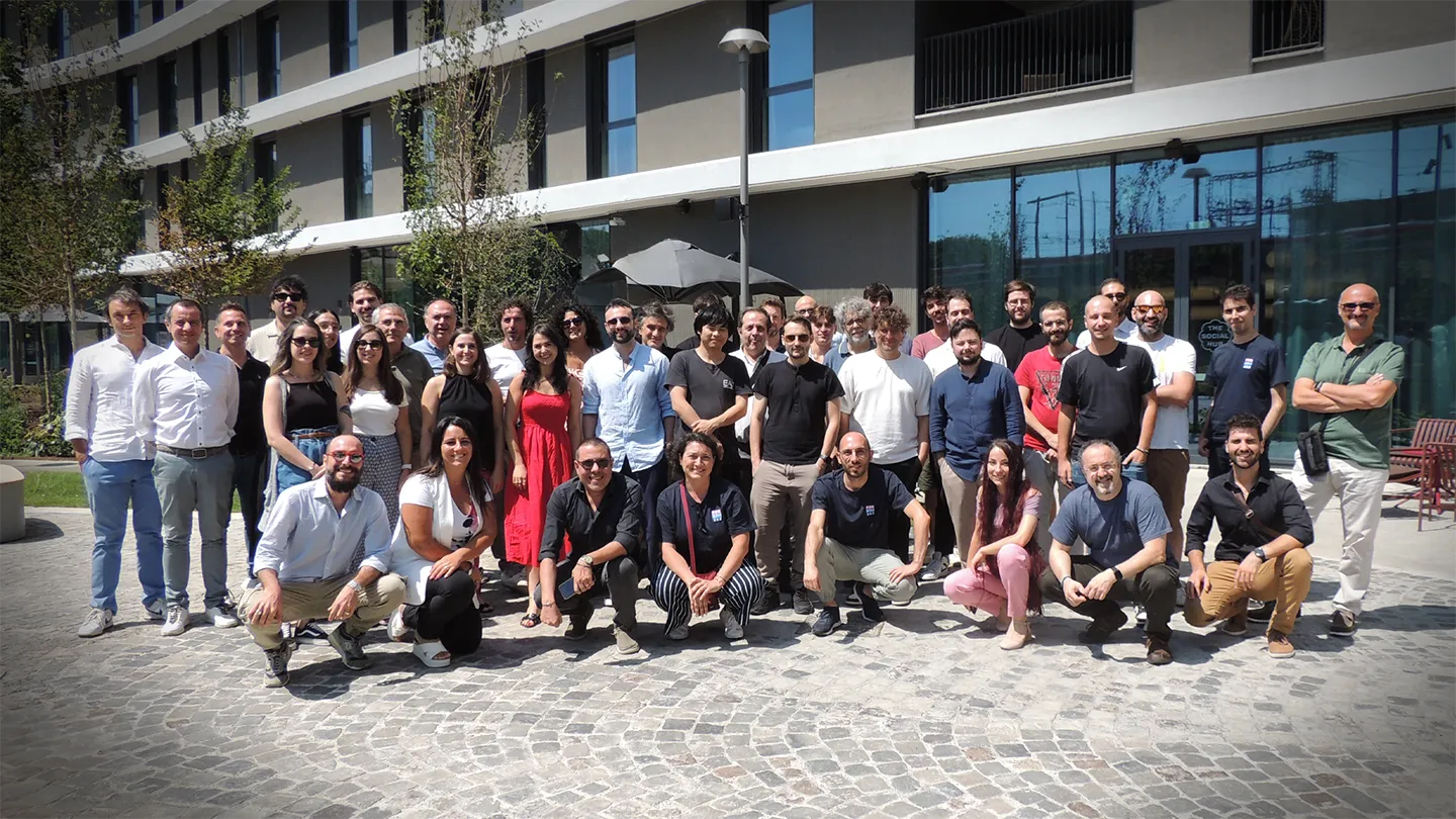 FRONTIERE-RETREAT-GRUPPO-FUORI